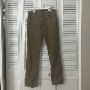 Vince Slim Fit Dylan Corduroy Pants Size 31